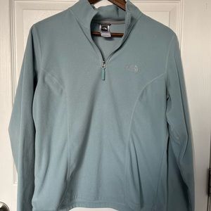 The North Face Women’s Large Fleece 1/4 Zip - light blue